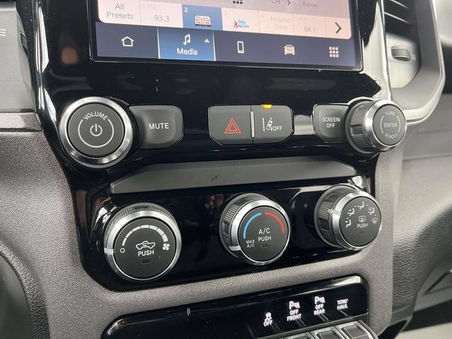 New 2026 RAM 1500 Express AWD/4WD image 20