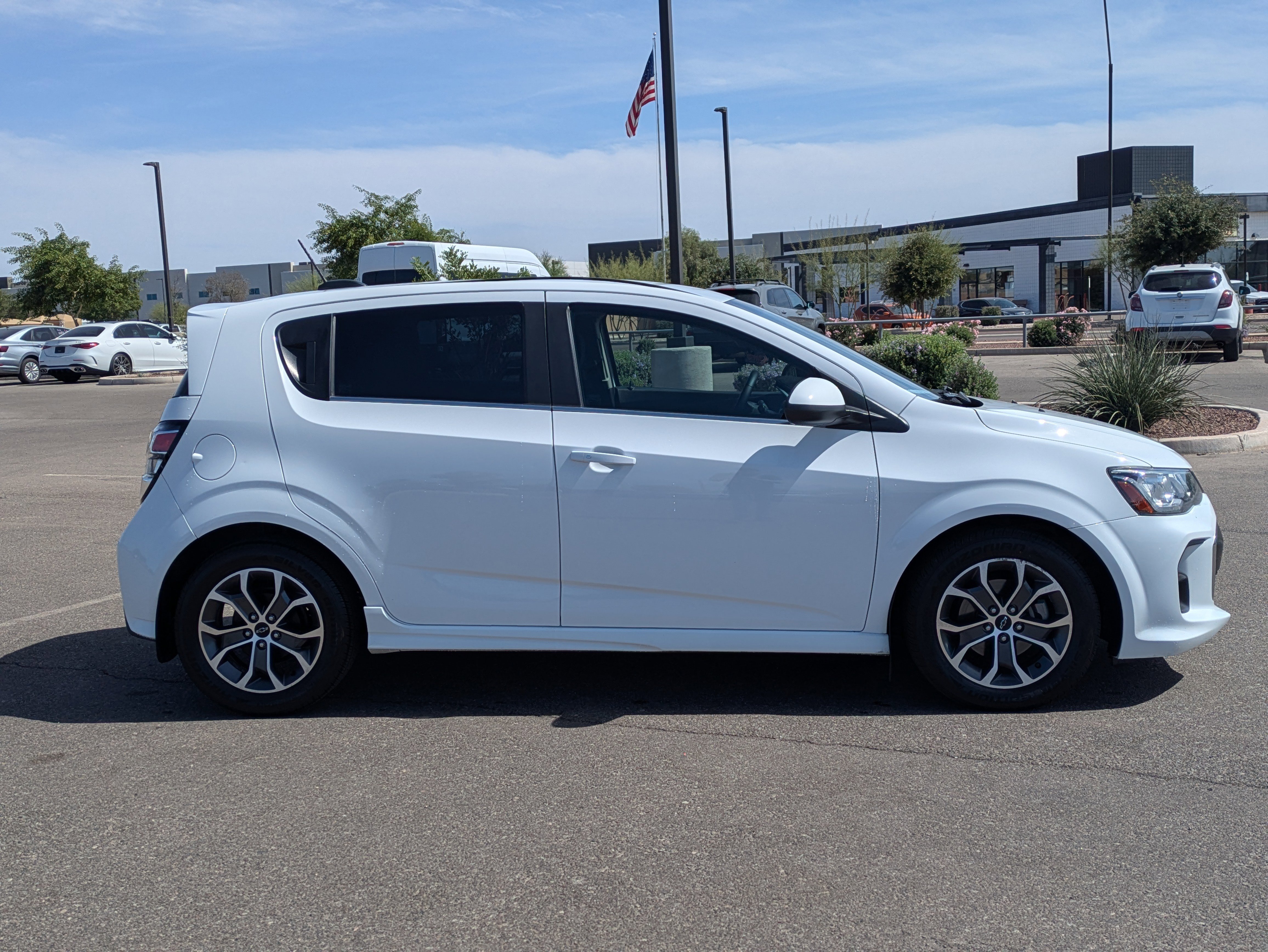 Used 2019 Chevrolet Sonic LT w/ Convenience Package FWD image 6