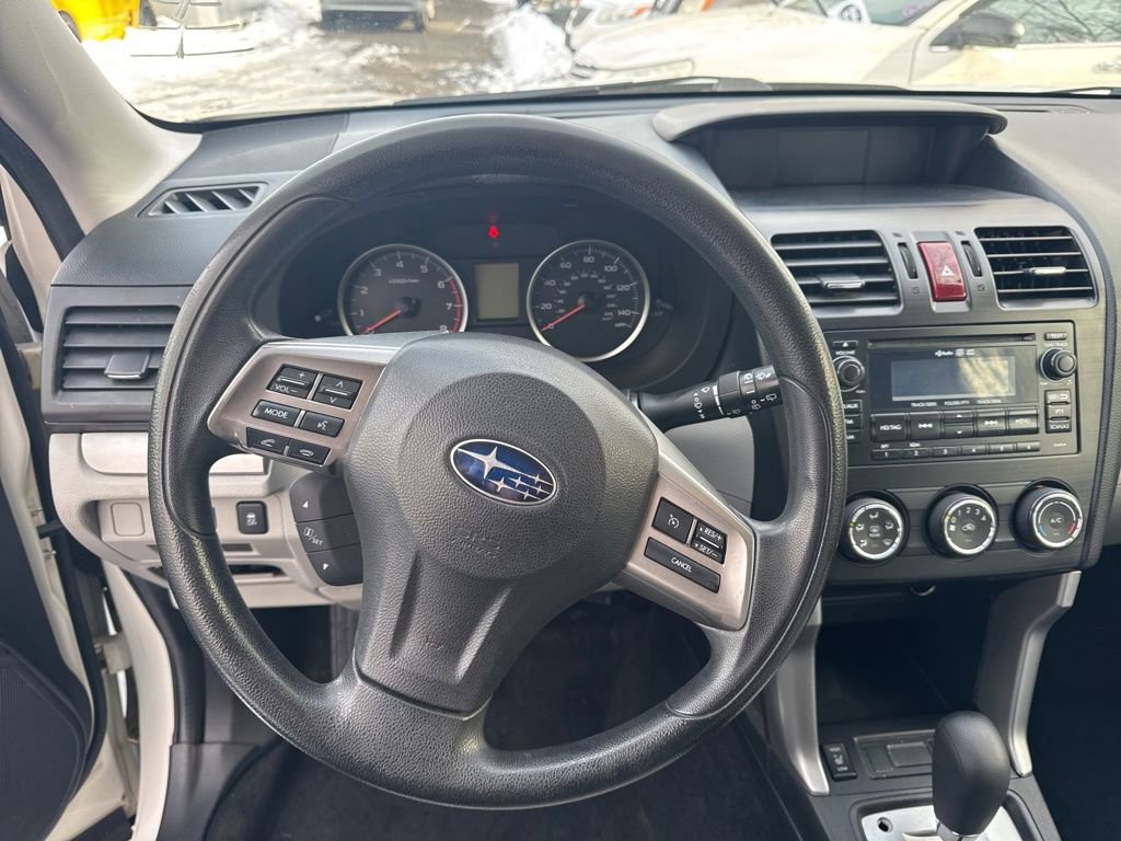 Used 2014 Subaru Forester 2.5i Premium w/ All-Weather Package image 10