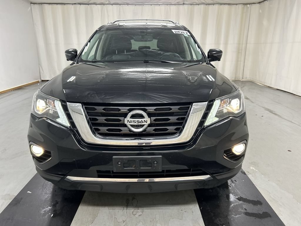 Used 2017 Nissan Pathfinder SL w/ Trailer Tow Package AWD/4WD image 3