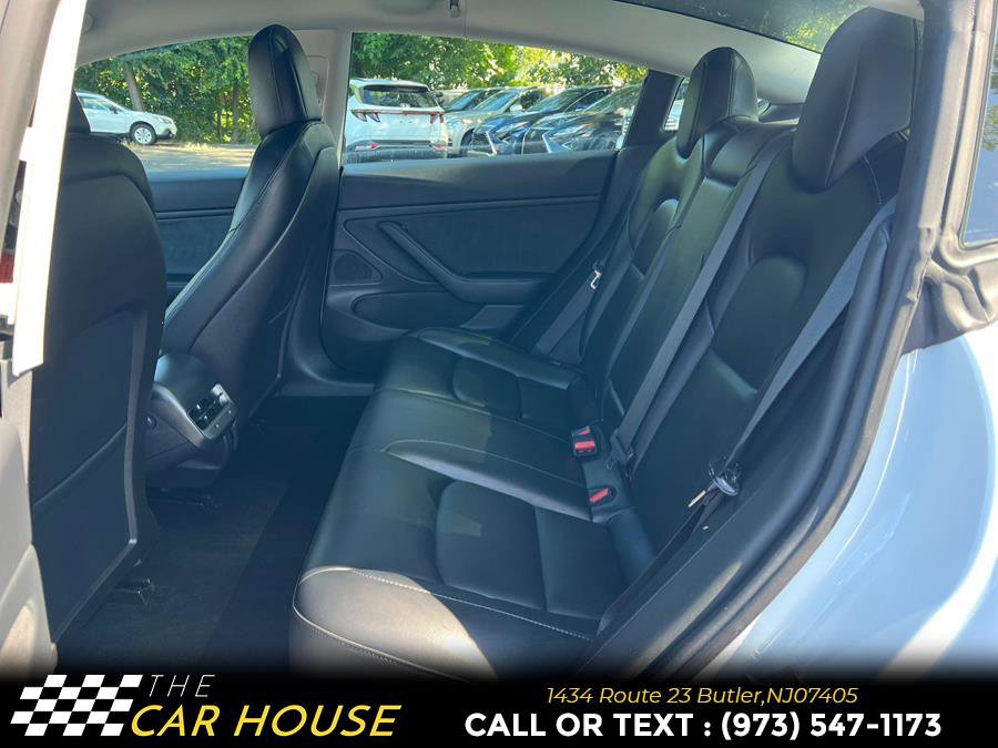 Used 2019 Tesla Model 3 Standard Range Plus image 17