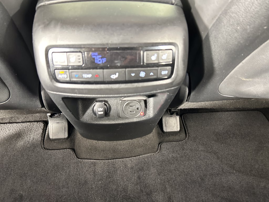 Used 2022 Hyundai Palisade Limited w/ Cargo Package FWD image 17