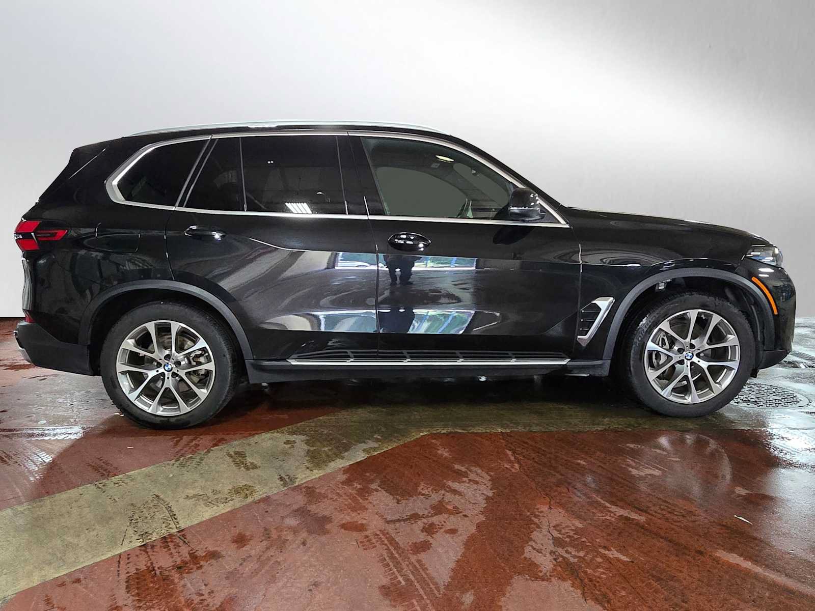 Used 2026 BMW X5 xDrive40i AWD/4WD image 2