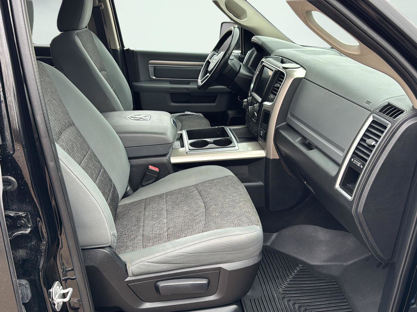 Used 2015 RAM 1500 Big Horn image 25