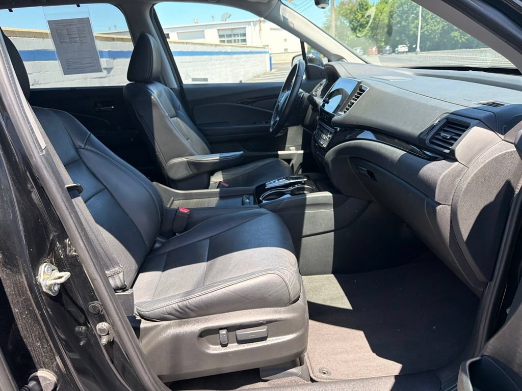 Used 2020 Honda Pilot Elite image 26