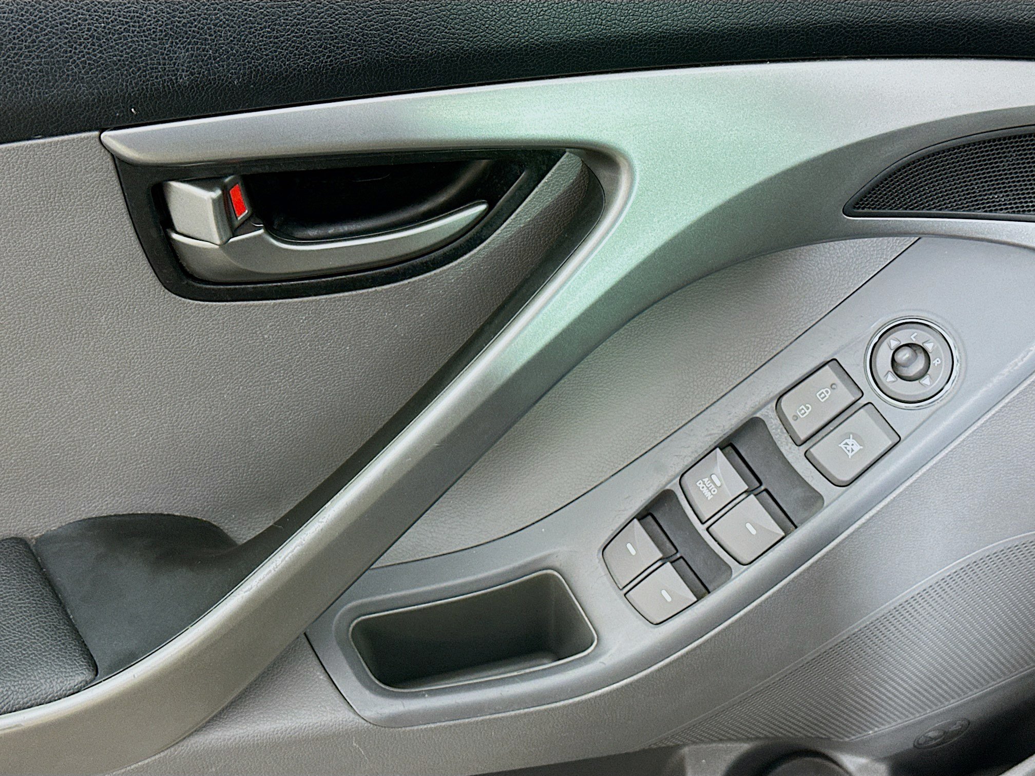Used 2013 Hyundai Elantra GLS FWD image 15