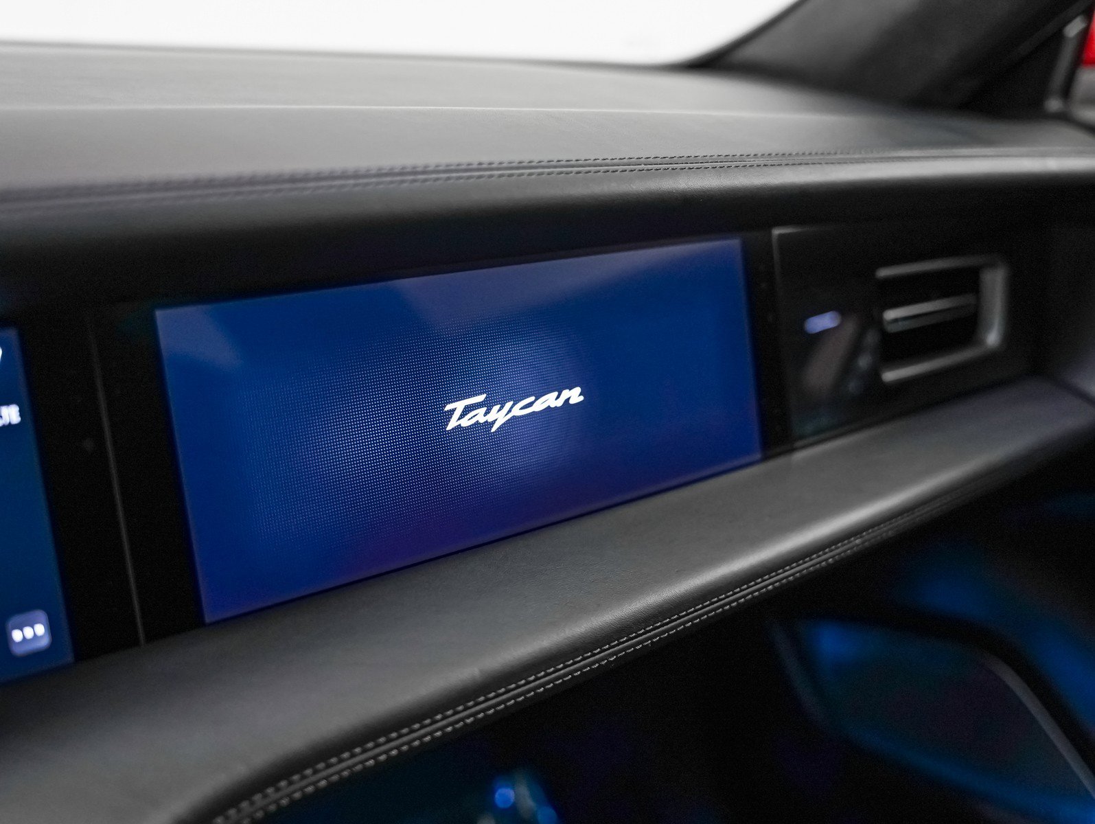 Certified 2020 Porsche Taycan Turbo image 23