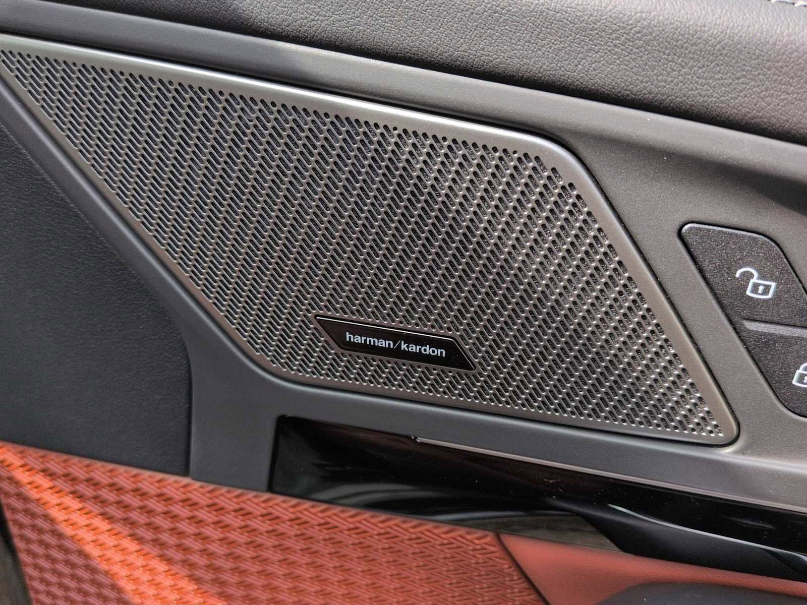 New 2026 BMW X1 xDrive28i w/ Technology Package image 32