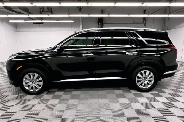 Used 2025 Hyundai Palisade SEL FWD image 13