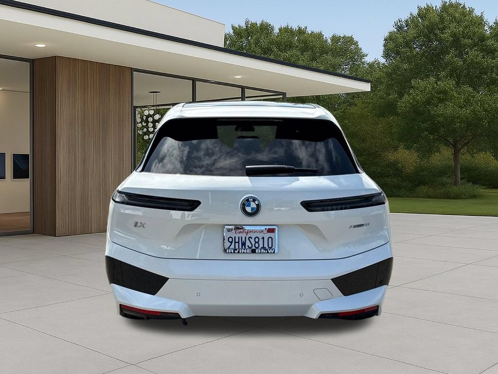 Certified 2024 BMW iX xDrive50 w/ Sport Package AWD/4WD image 10