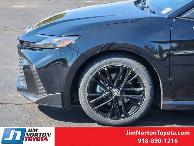 Used 2025 Toyota Camry SE FWD image 8