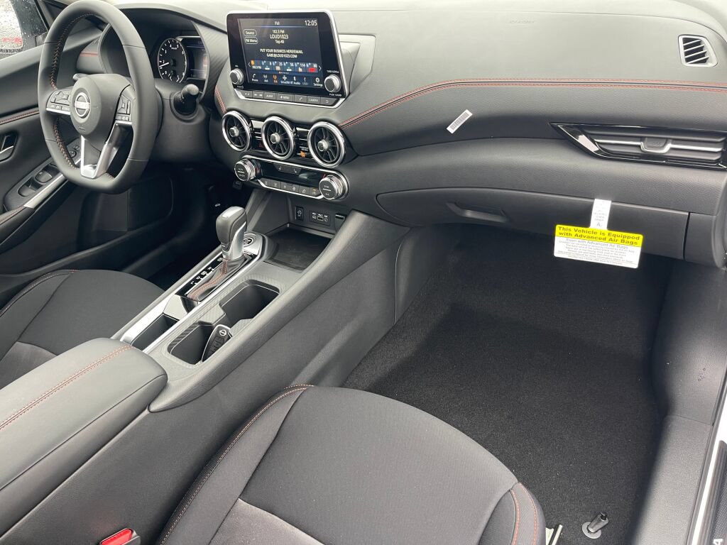 Used 2025 Nissan Sentra SR FWD image 20