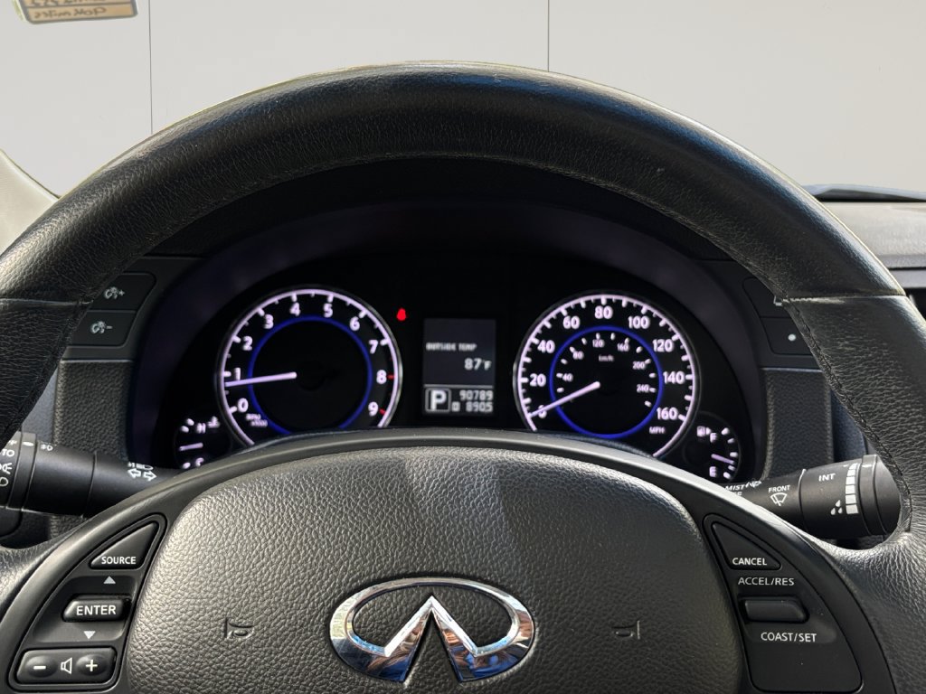 Used 2014 INFINITI Q60 Journey w/ Premium Package RWD image 14
