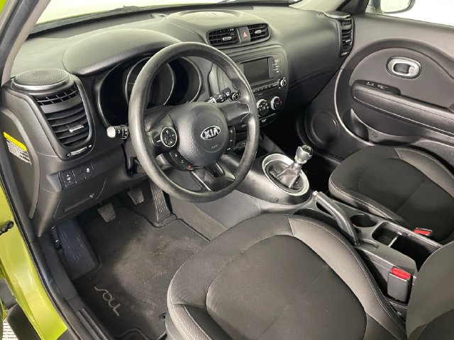 Used 2017 Kia Soul FWD image 3