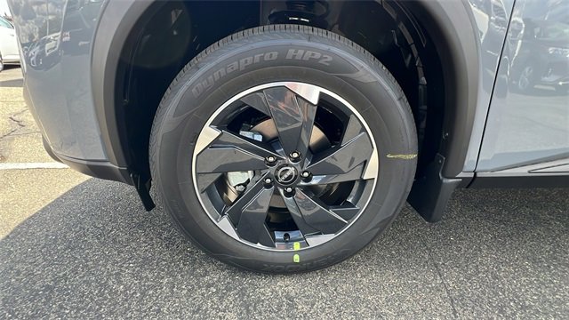 New 2026 Nissan Rogue SV image 10