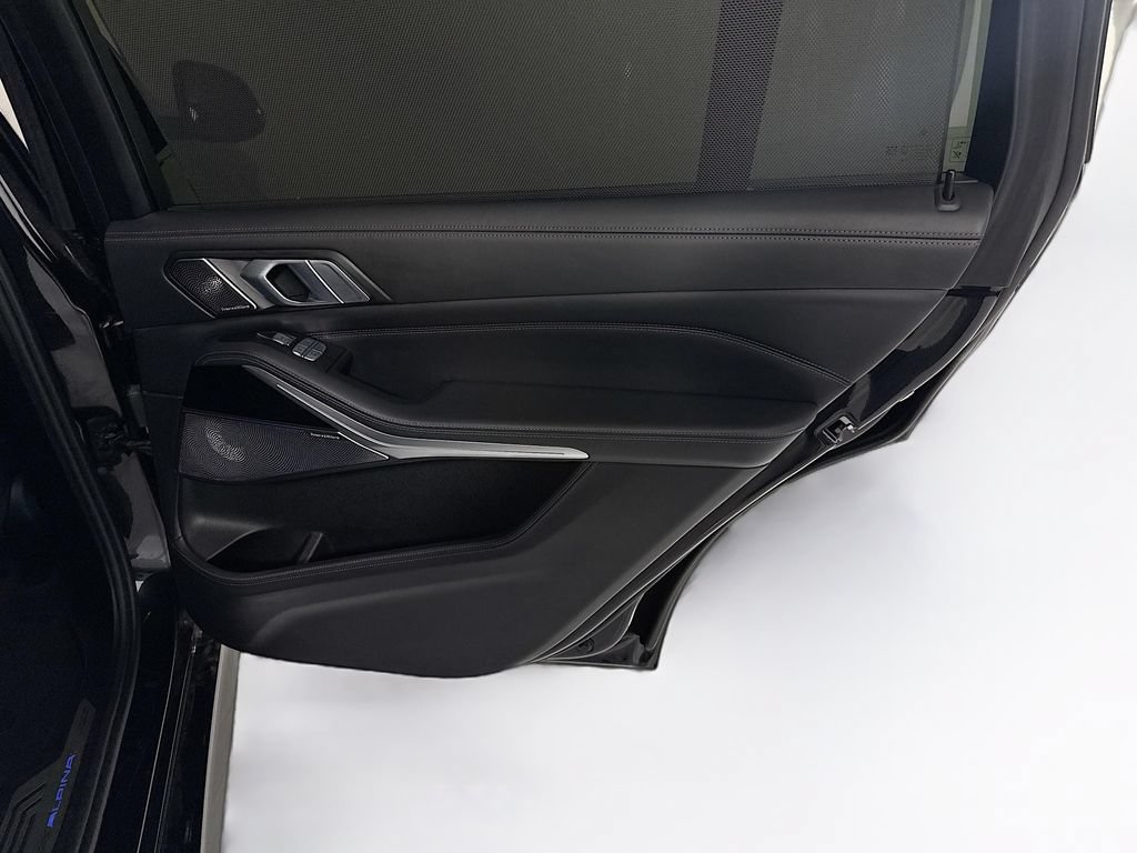 Used 2021 BMW ALPINA XB7 AWD/4WD image 28