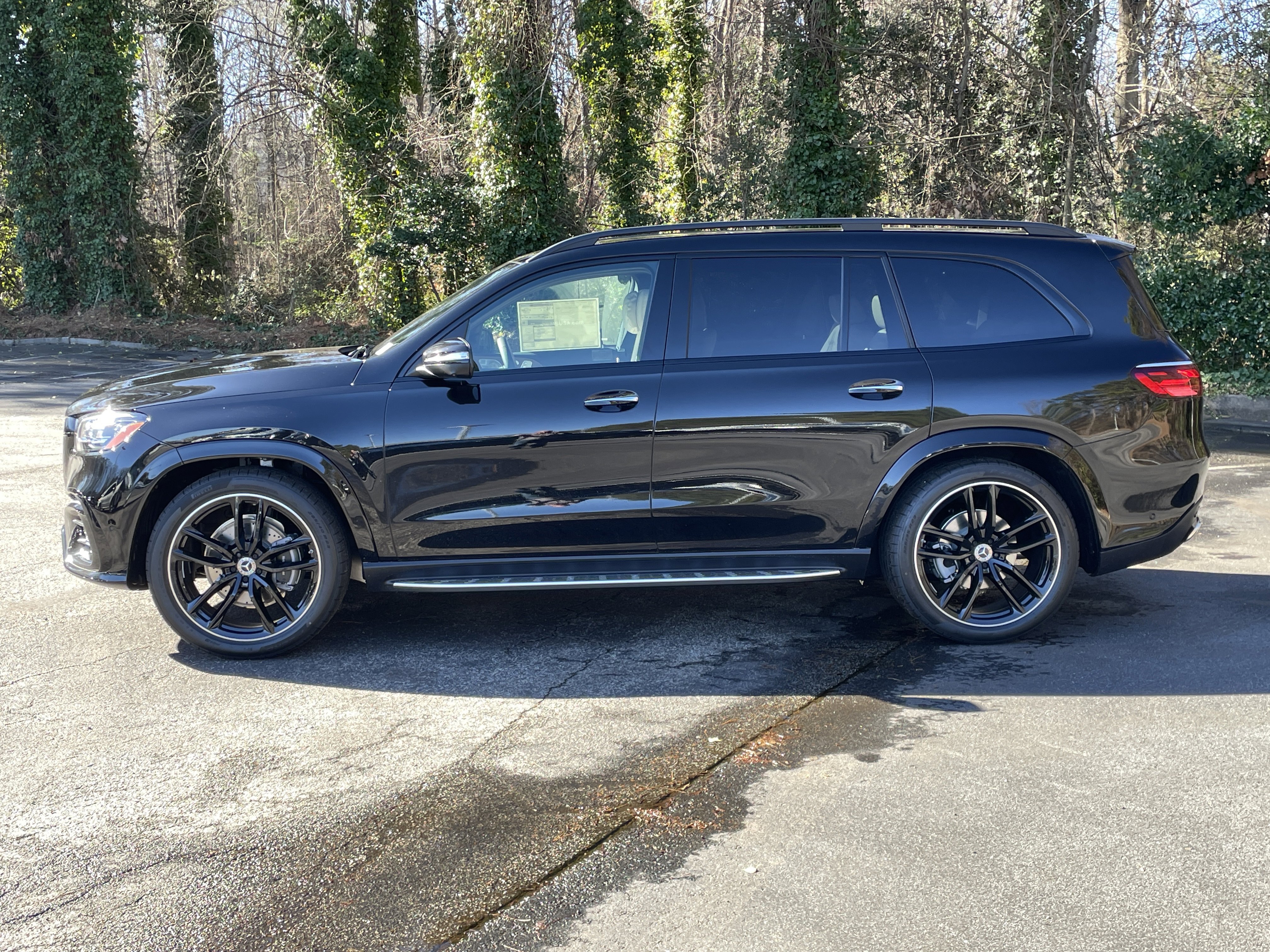 New 2026 Mercedes-Benz GLS 580 4MATIC image 13