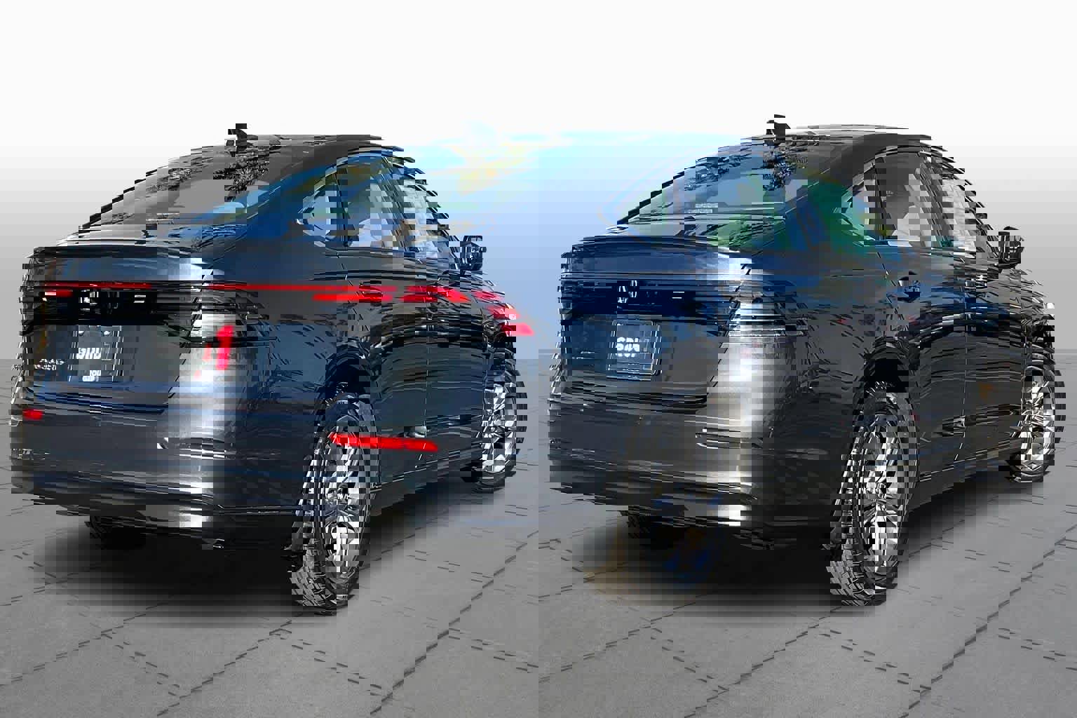 Used 2023 Honda Accord EX image 24