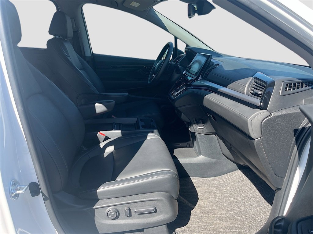 Used 2024 Honda Odyssey Touring image 32