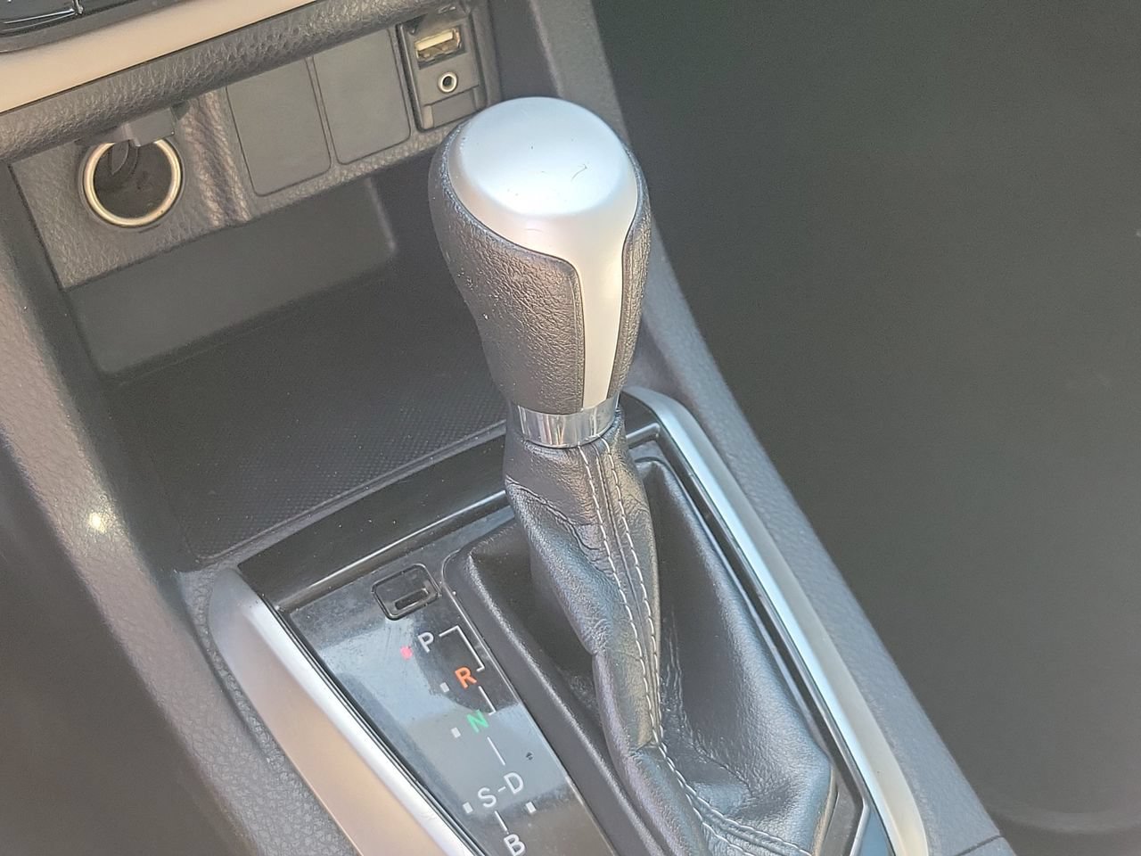 Used 2019 Toyota Corolla LE FWD image 27