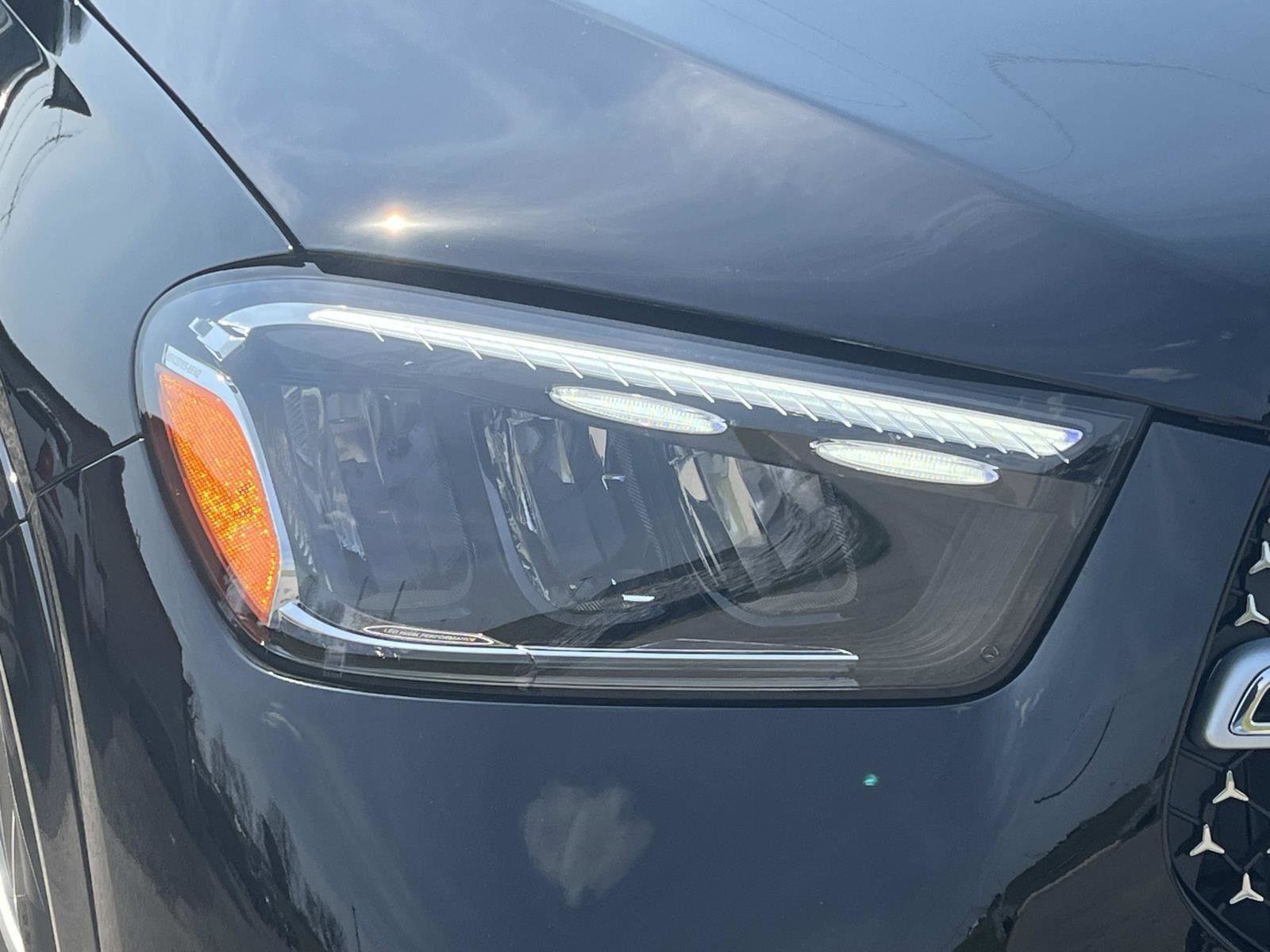 Certified 2025 Mercedes-Benz GLE 450 4MATIC image 9