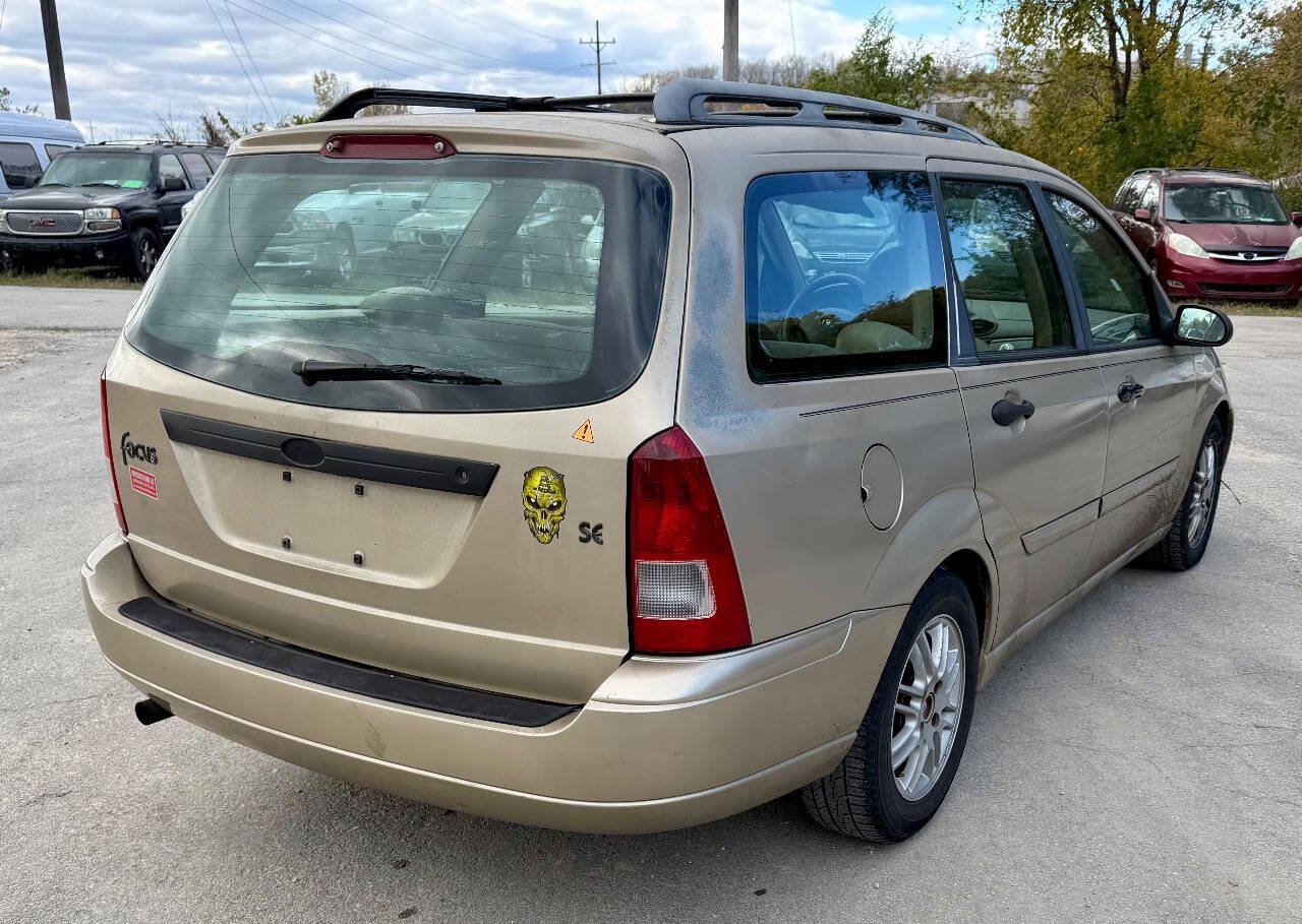 Used 2002 Ford Focus SE FWD image 5