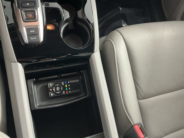 Used 2019 Honda Pilot Touring image 30