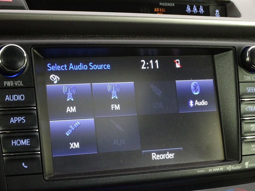 Used 2018 Toyota RAV4 Limited image 36