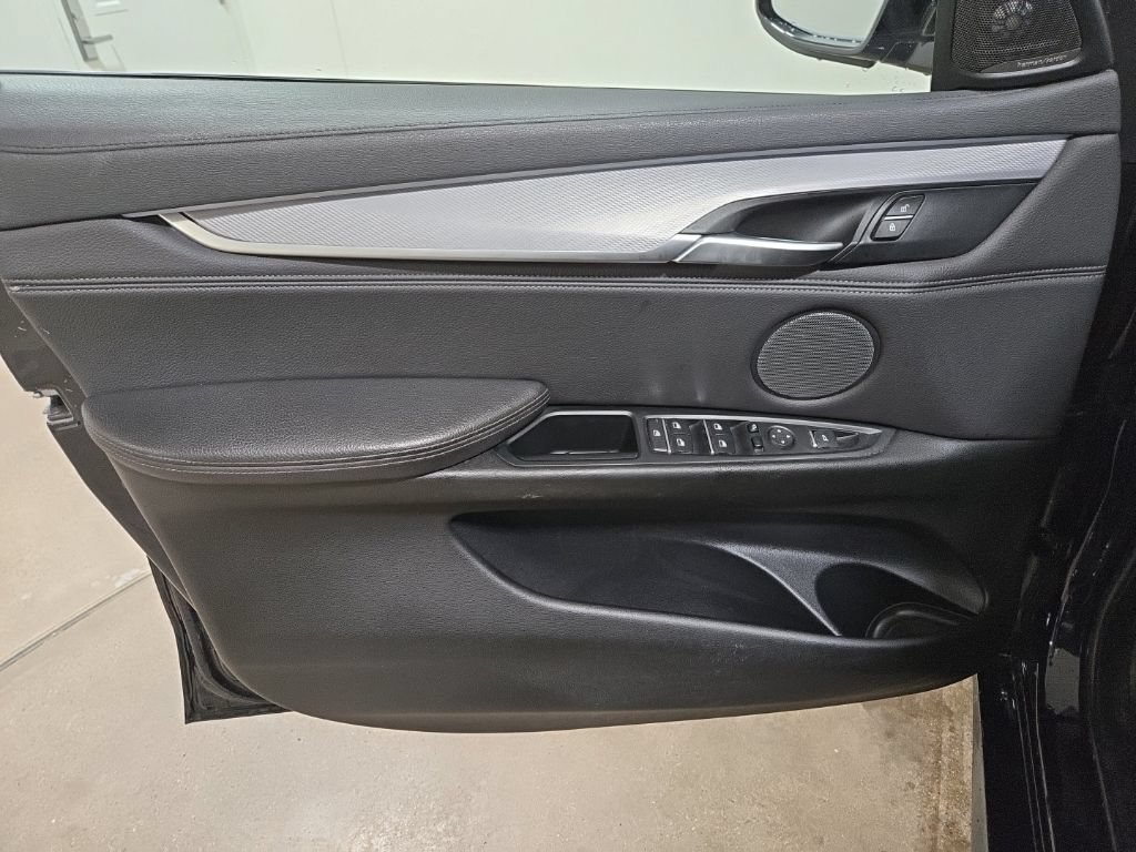 Used 2018 BMW X6 xDrive35i AWD/4WD image 19