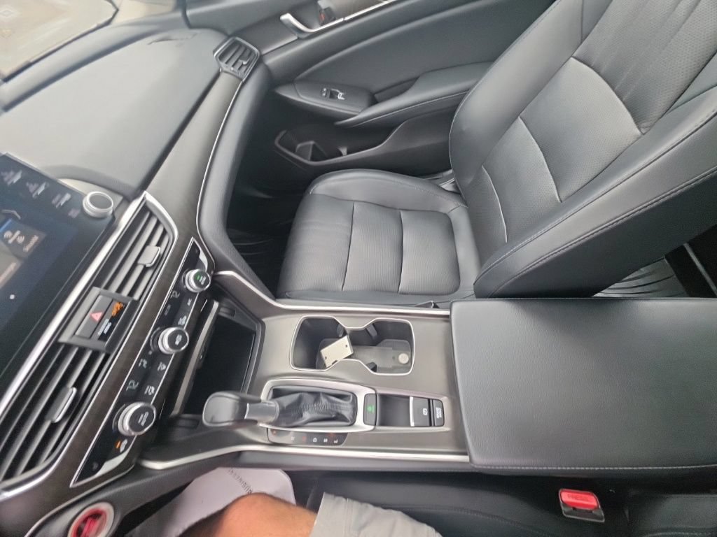 Used 2018 Honda Accord EX-L image 22