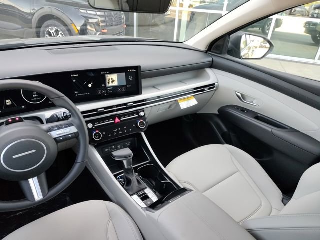 New 2025 Hyundai Tucson SEL image 24