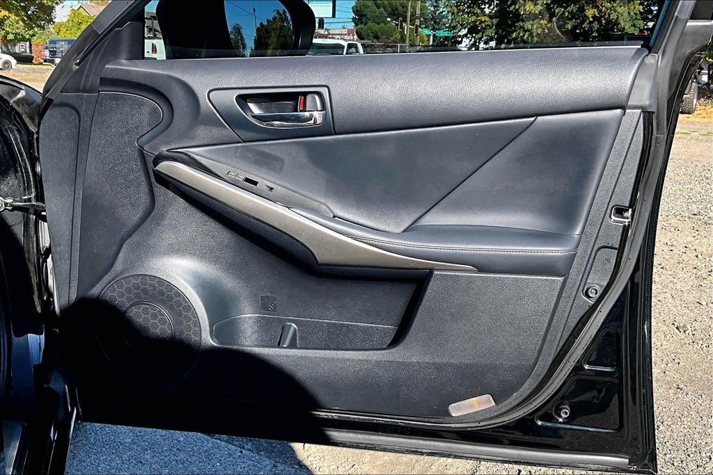 Used 2014 Lexus IS 250 w/ Premium Package RWD image 23