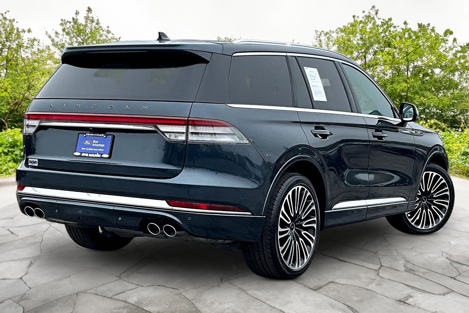 Used 2020 Lincoln Aviator Black Label w/ Dynamic Handling Package image 13