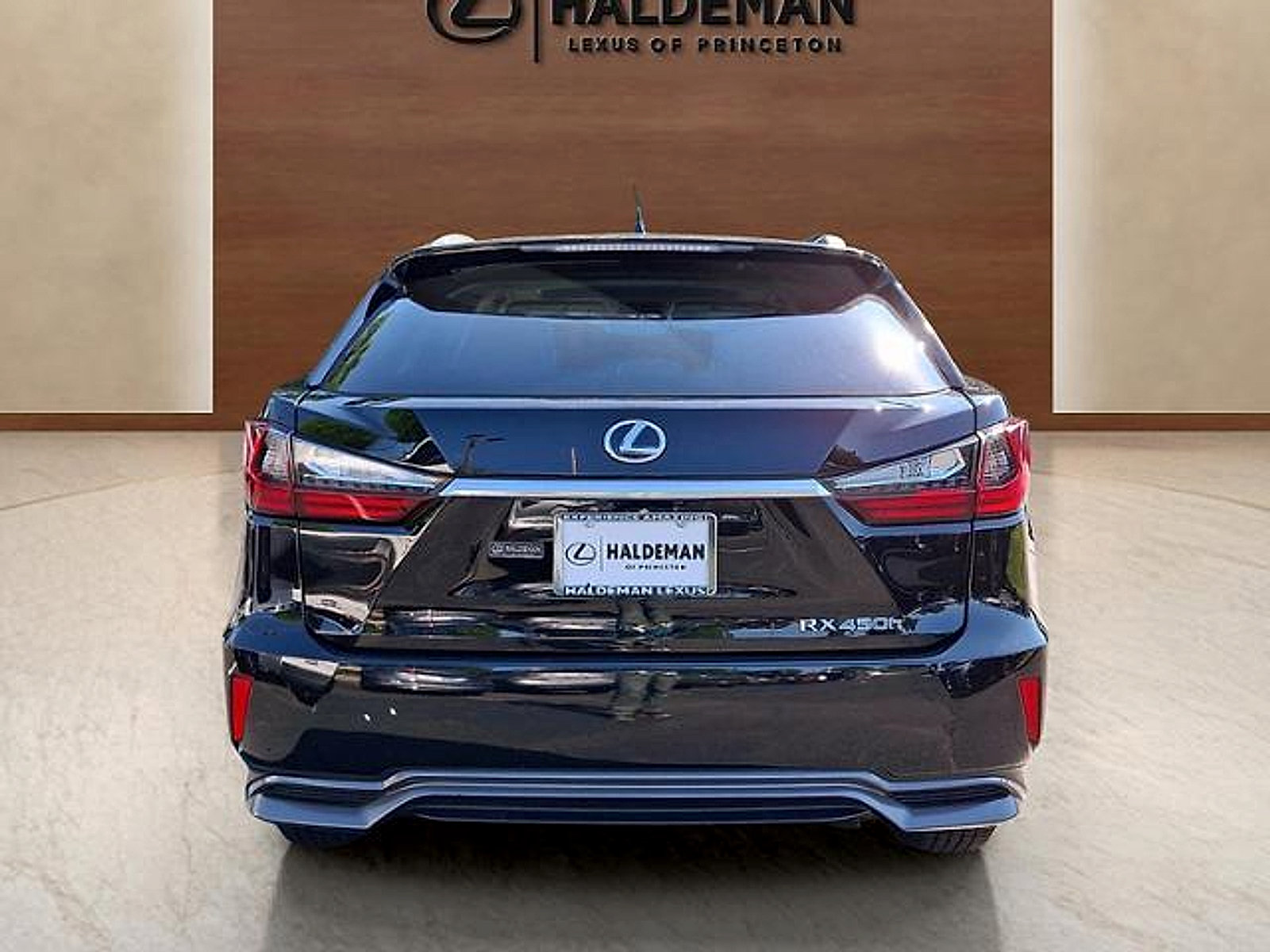 Used 2016 Lexus RX 450h AWD image 5