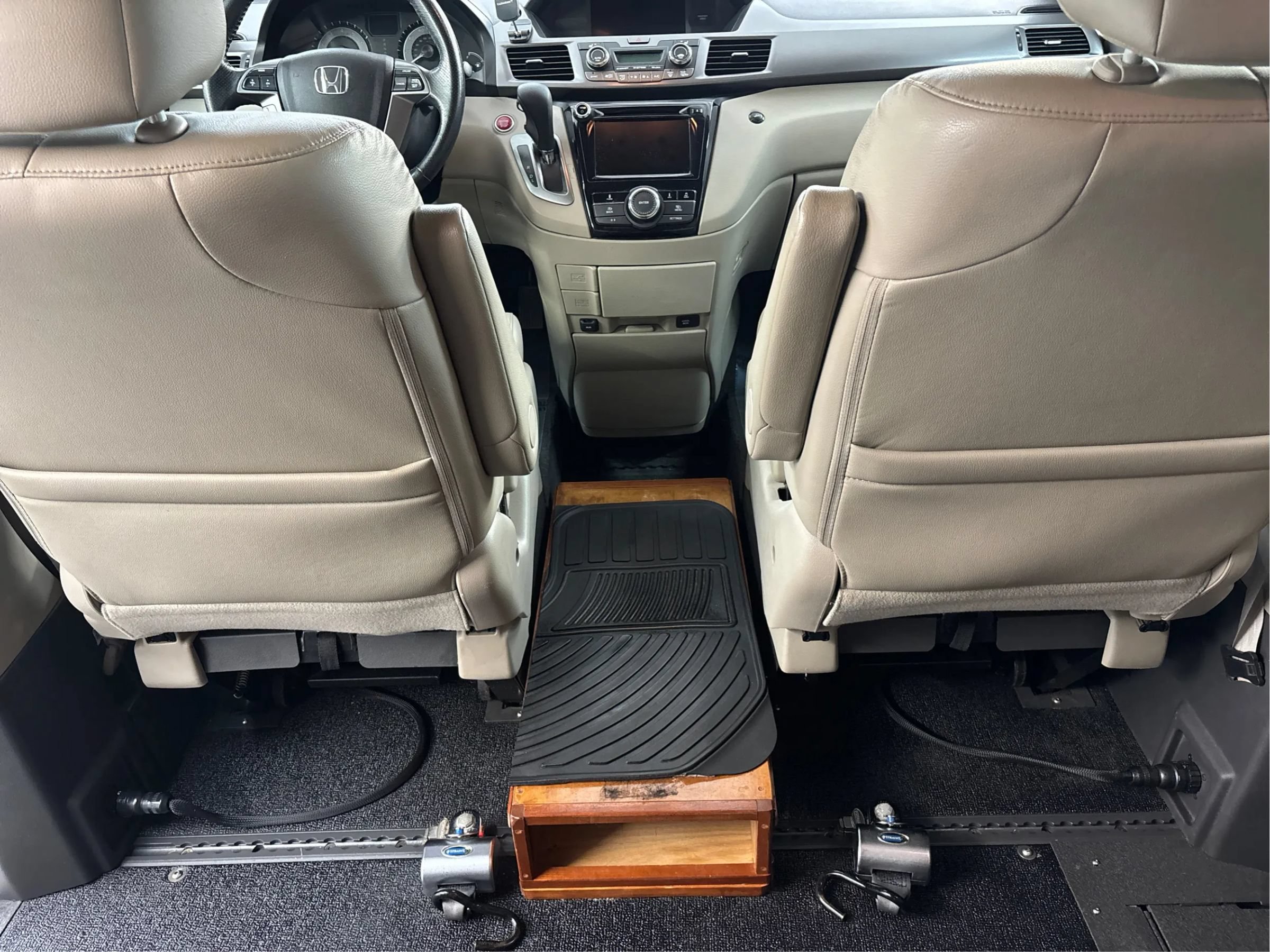 Used 2014 Honda Odyssey EX-L image 22