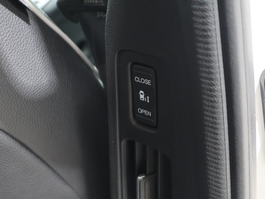 Used 2026 Honda Odyssey Touring image 27