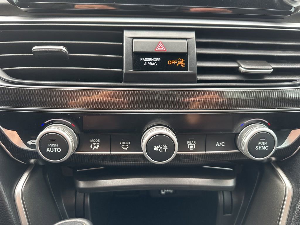 Used 2020 Honda Accord Sport image 4