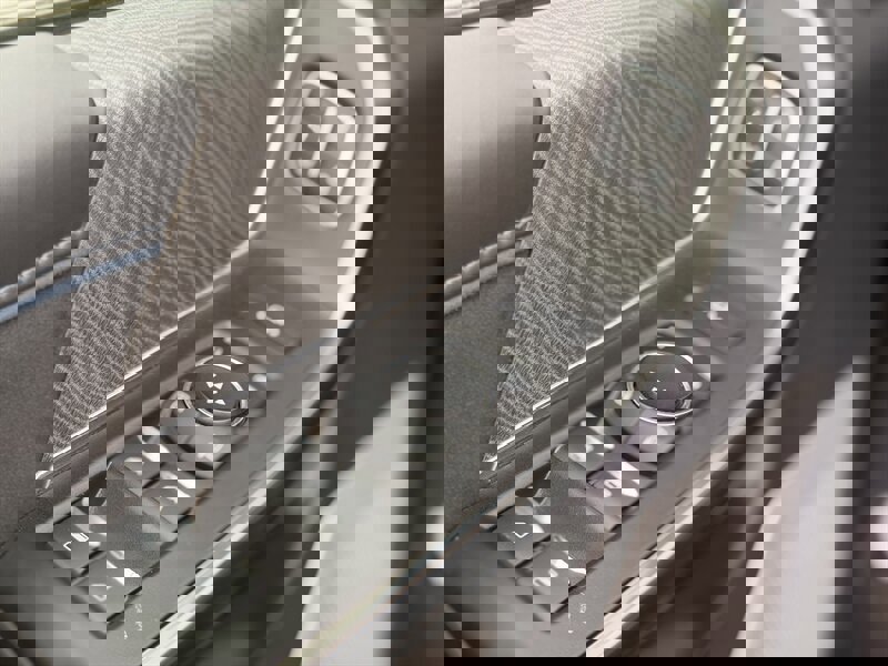 Used 2025 Ford F450 Platinum w/ FX4 Off-Road Package image 16