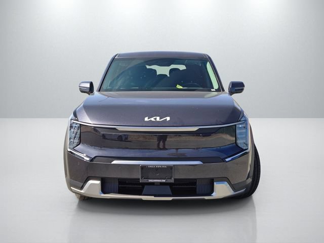 New 2026 Kia EV9 Light RWD image 2