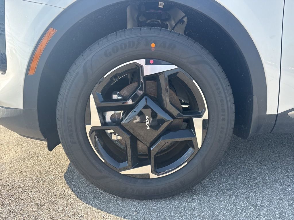 New 2026 Kia Sportage EX AWD/4WD image 3