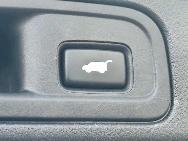 Used 2016 Honda Pilot Elite image 5