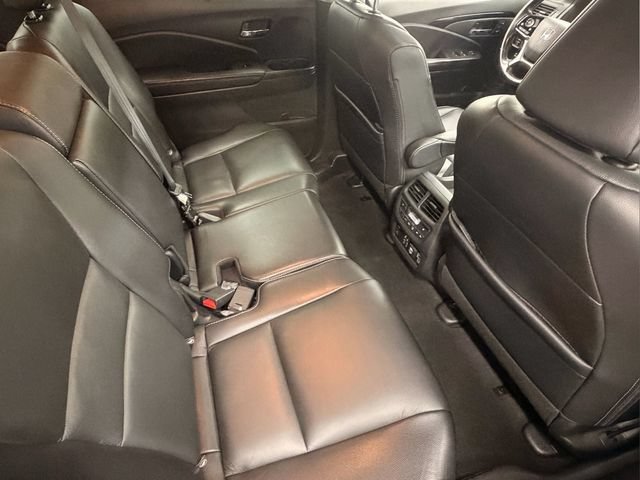 Certified 2019 Honda Pilot Touring image 22