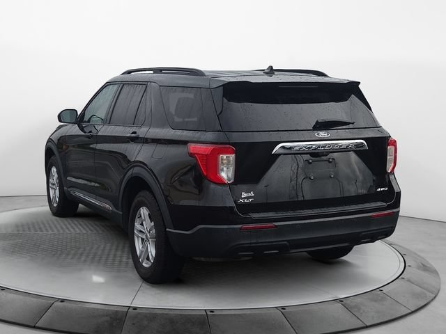 Used 2021 Ford Explorer XLT AWD/4WD image 3