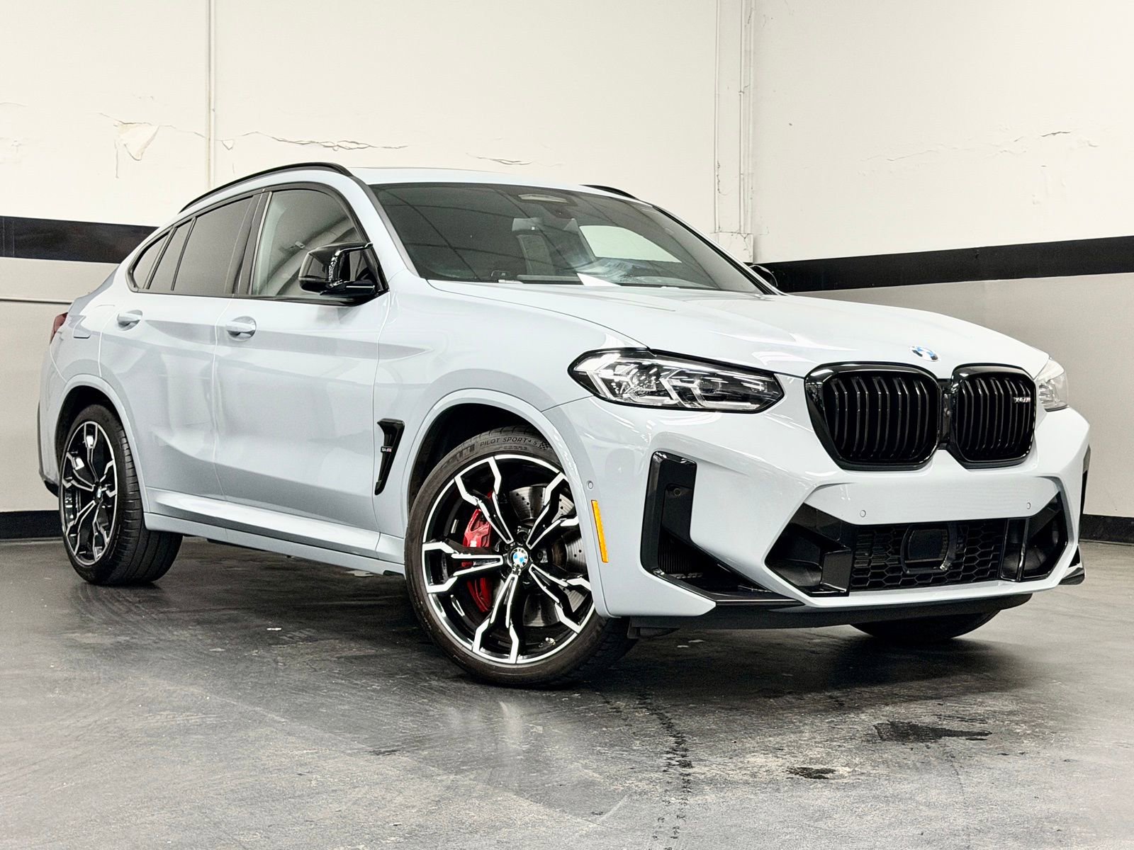 Used 2023 BMW X4 M w/ Competition Package AWD/4WD image 2