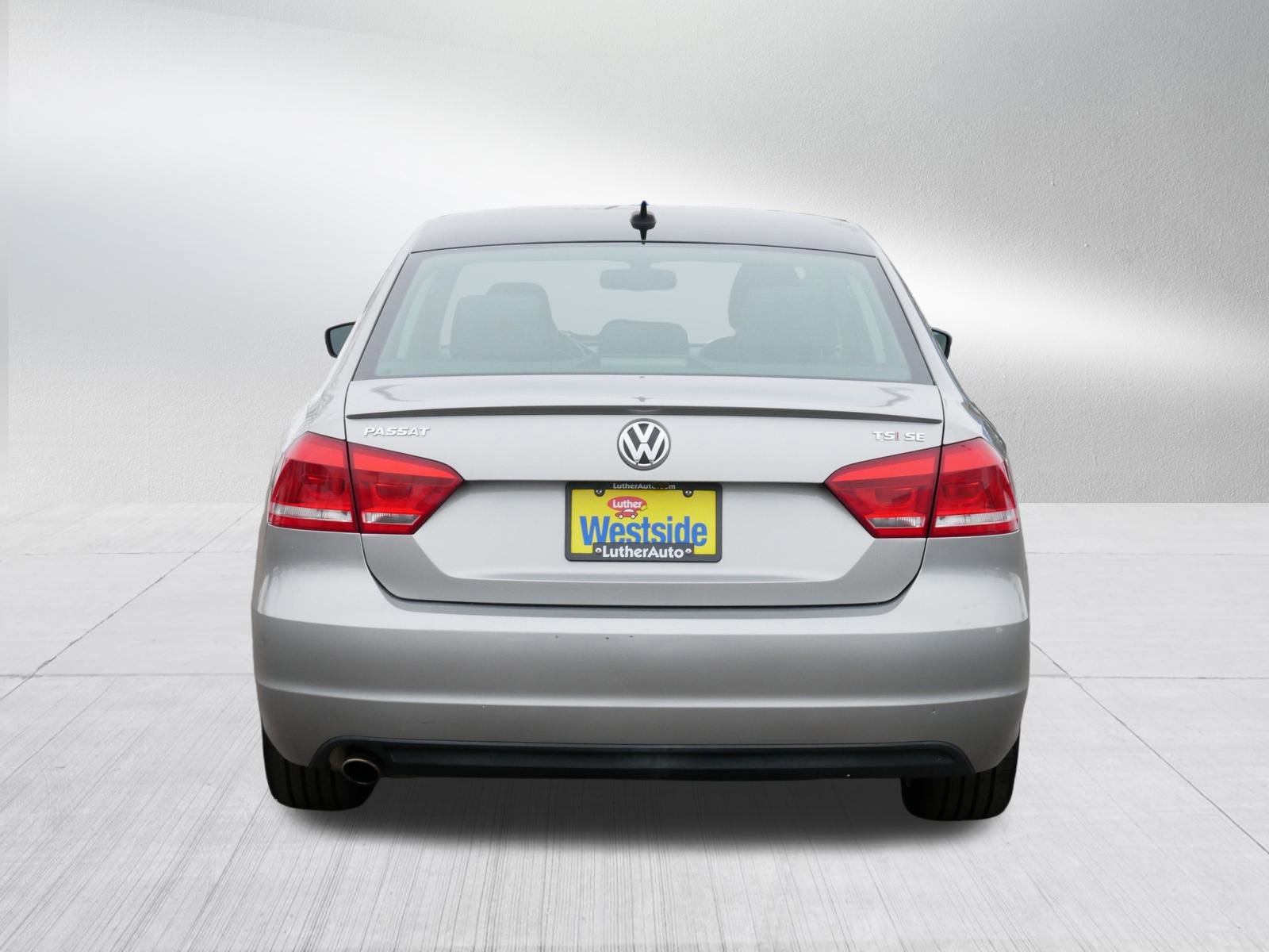 Used 2014 Volkswagen Passat 1.8T Sport image 6