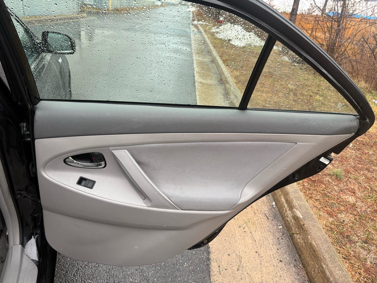 Used 2009 Toyota Camry Hybrid image 23