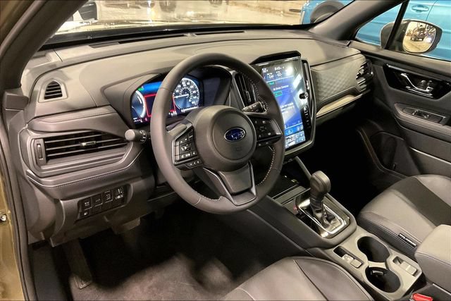 Used 2025 Subaru Forester Limited AWD/4WD image 14