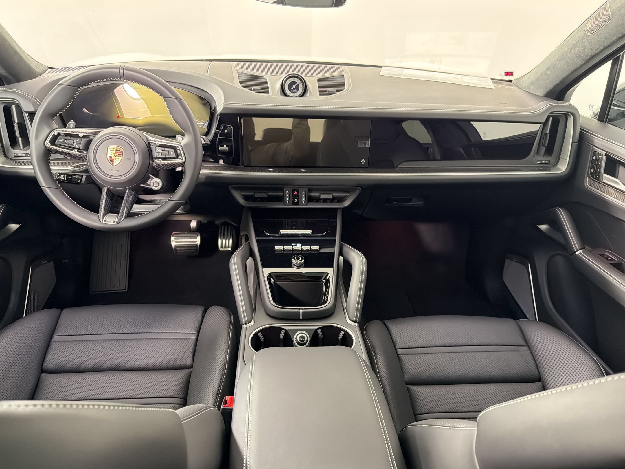 New 2026 Porsche Cayenne GTS AWD/4WD image 15