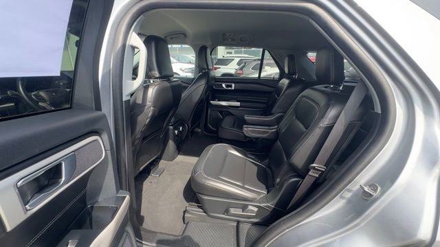 Certified 2022 Ford Explorer XLT w/ Equipment Group 202A AWD/4WD image 18