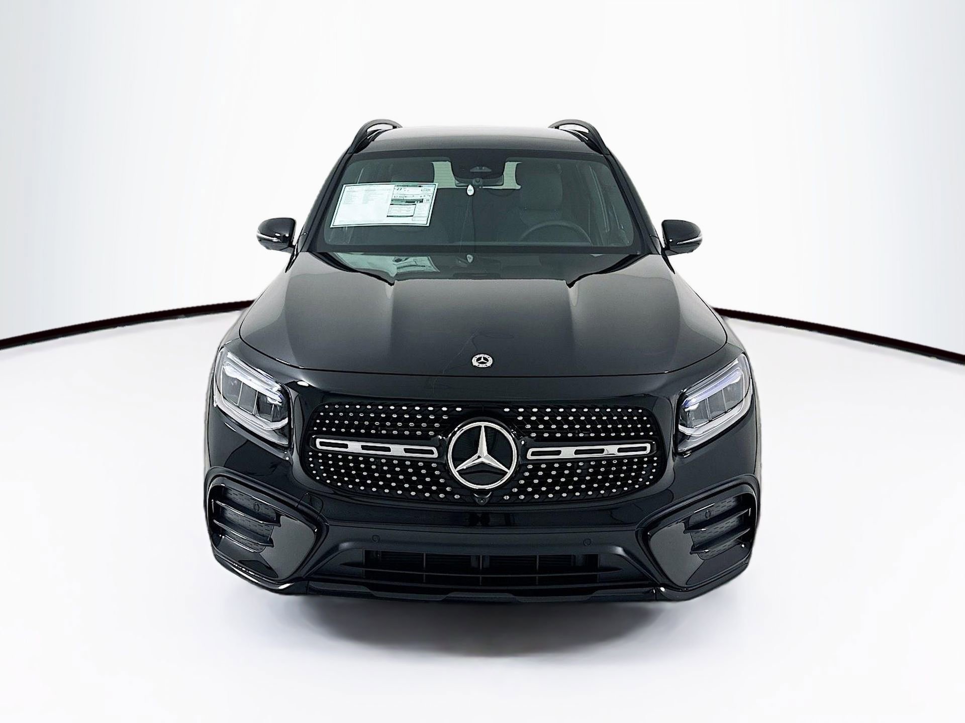New 2026 Mercedes-Benz GLB 250 4MATIC image 2